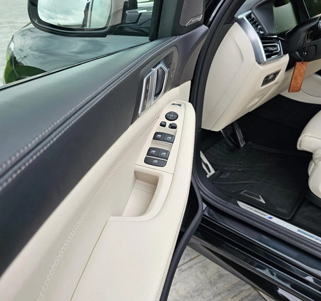 BMW X5 M cena 269000 przebieg: 105000, rok produkcji 2019 z Łobez małe 106
